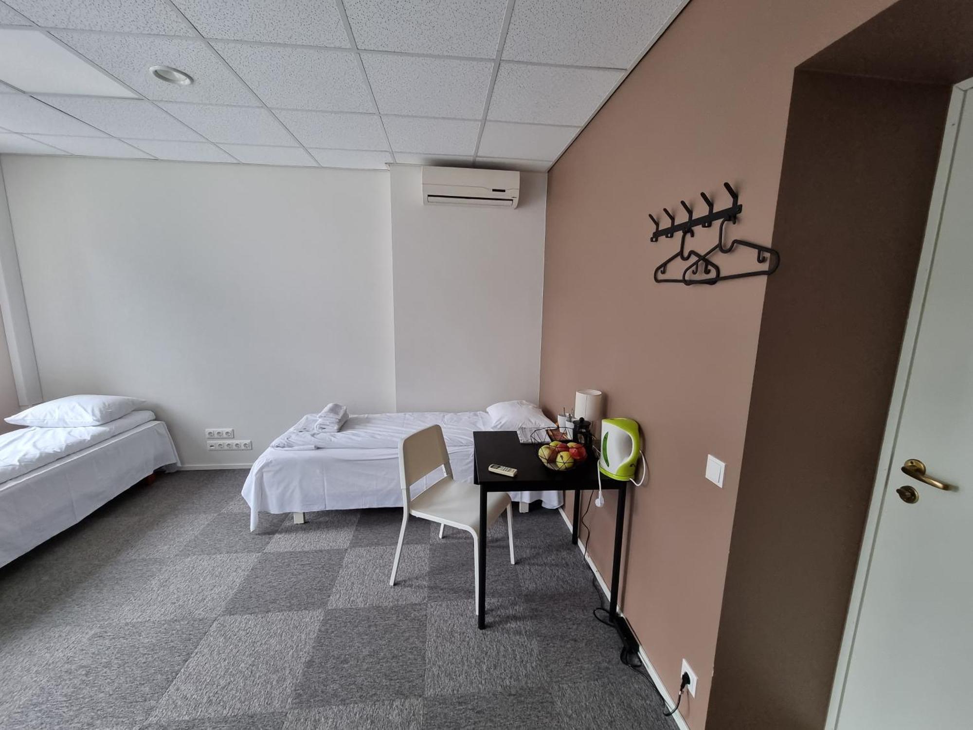 Room Near City Center Harbour Talin Exterior foto